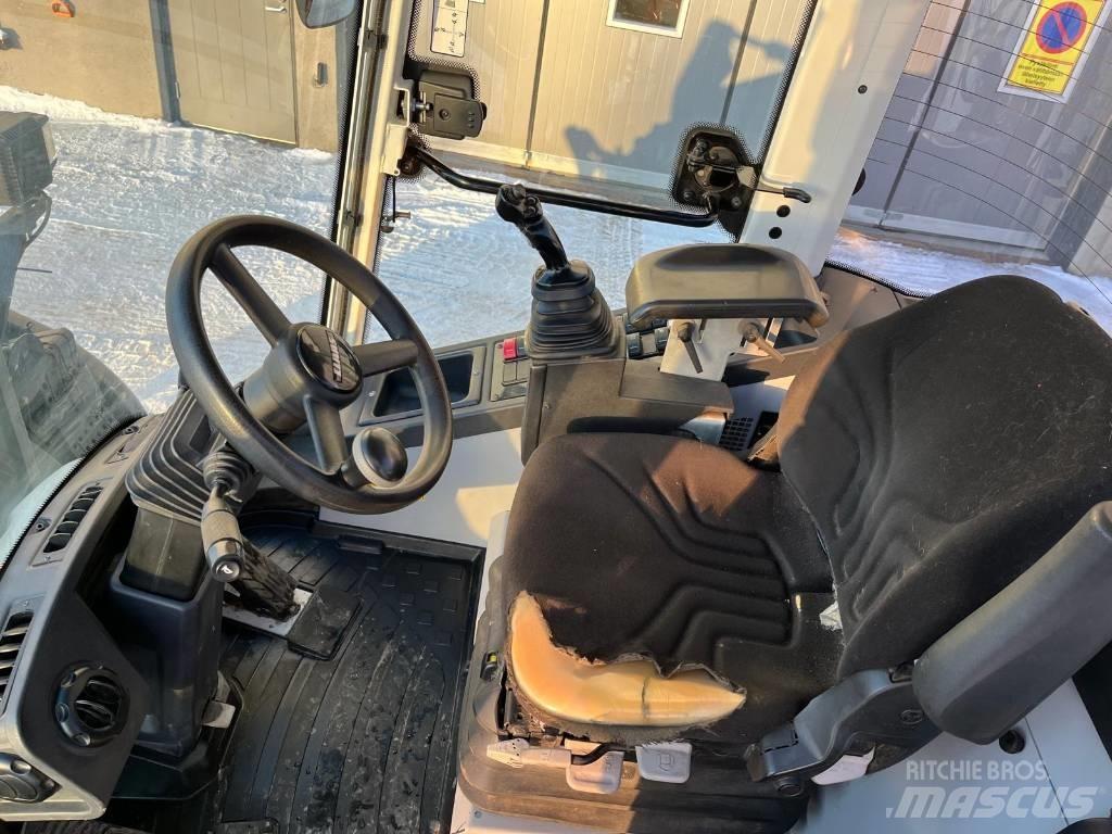 CLAAS Torion 956 Naudoti ratiniai krautuvai