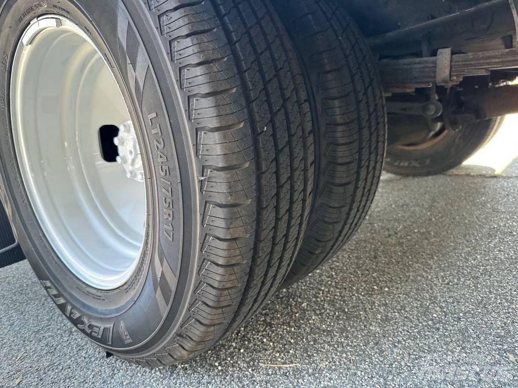 Ford F 350 Pikapai / Bortiniai sunkvežimiai