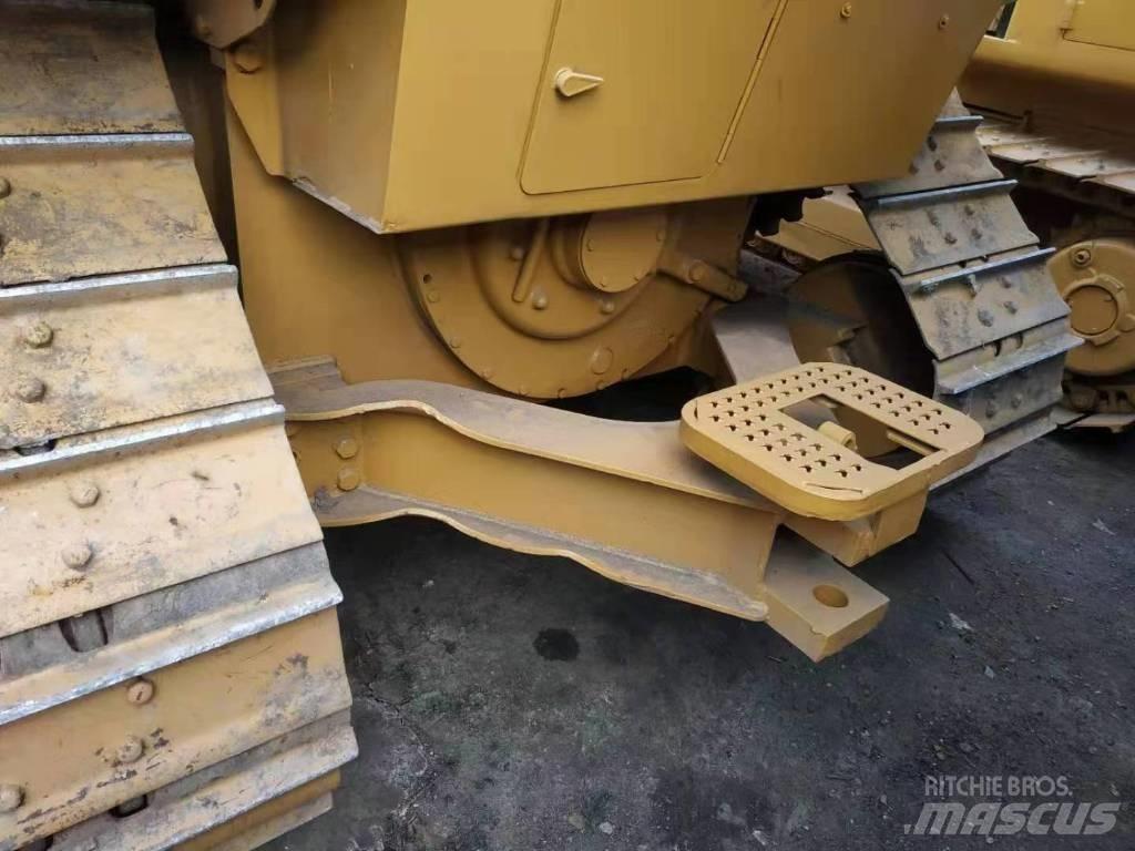 CAT D 5 M Vikšriniai buldozeriai