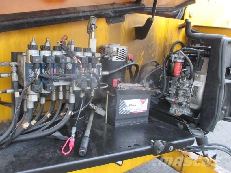 JLG M 600 JP Teleskopiniai keltuvai