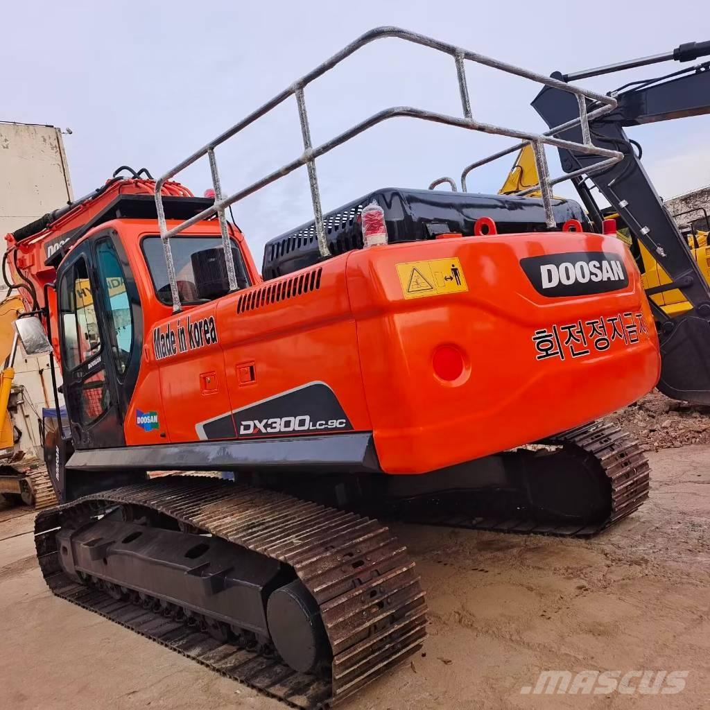 Doosan DX 300 LC Vikšriniai ekskavatoriai