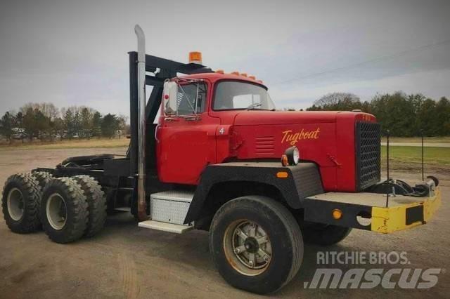  FWD RB44 Pagalbos kelyje automobiliai