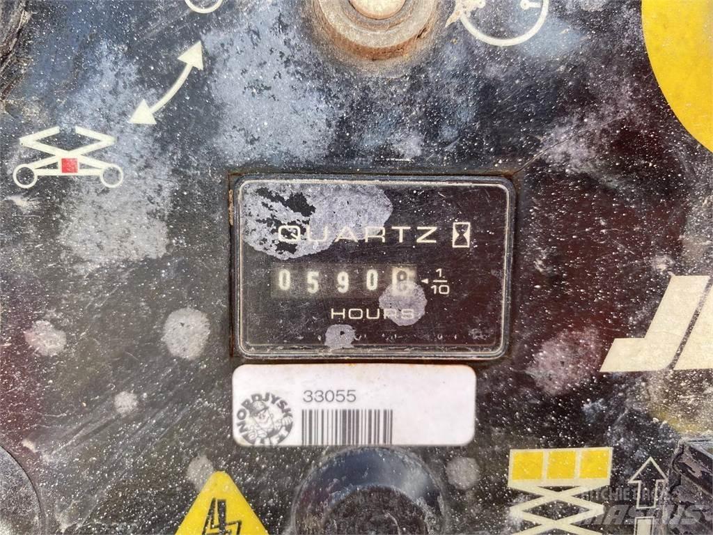JLG 4069ERT Žirkliniai keltuvai