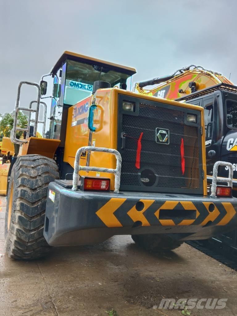 XCMG LW 500 KV Naudoti ratiniai krautuvai