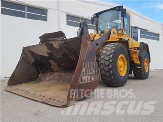 Volvo L90C Naudoti ratiniai krautuvai