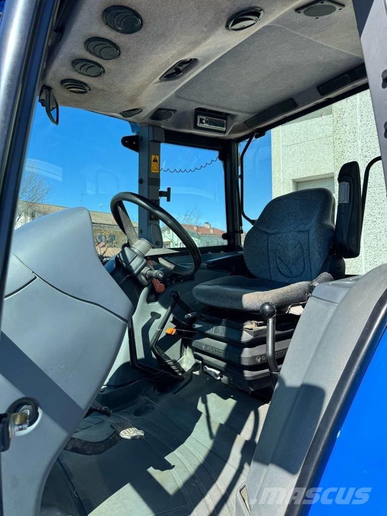 New Holland TL 90 A Traktoriai