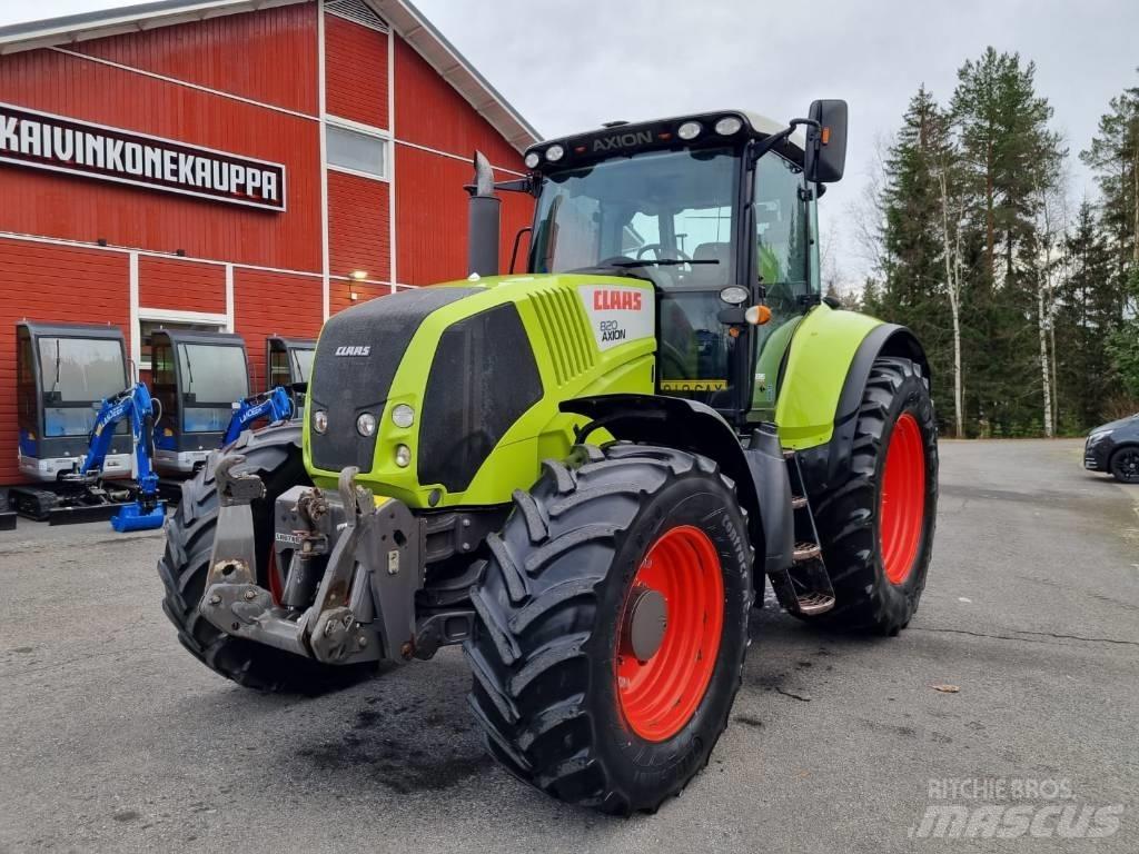 CLAAS 820 Axion Traktoriai