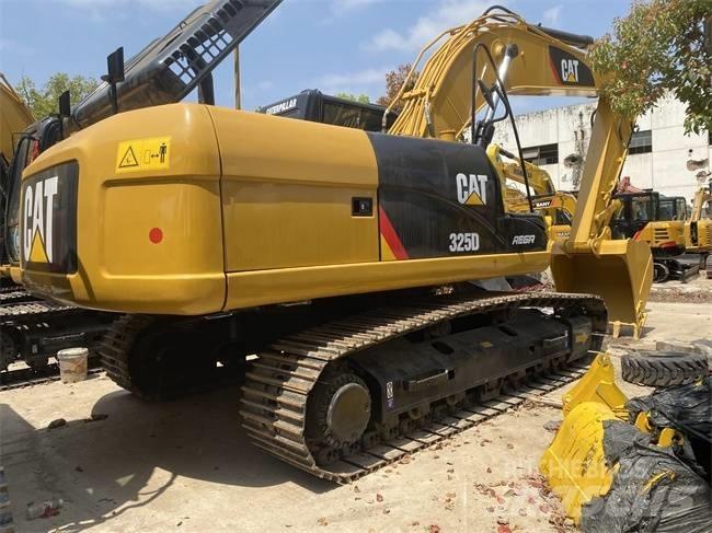 CAT 325 D Vikšriniai ekskavatoriai