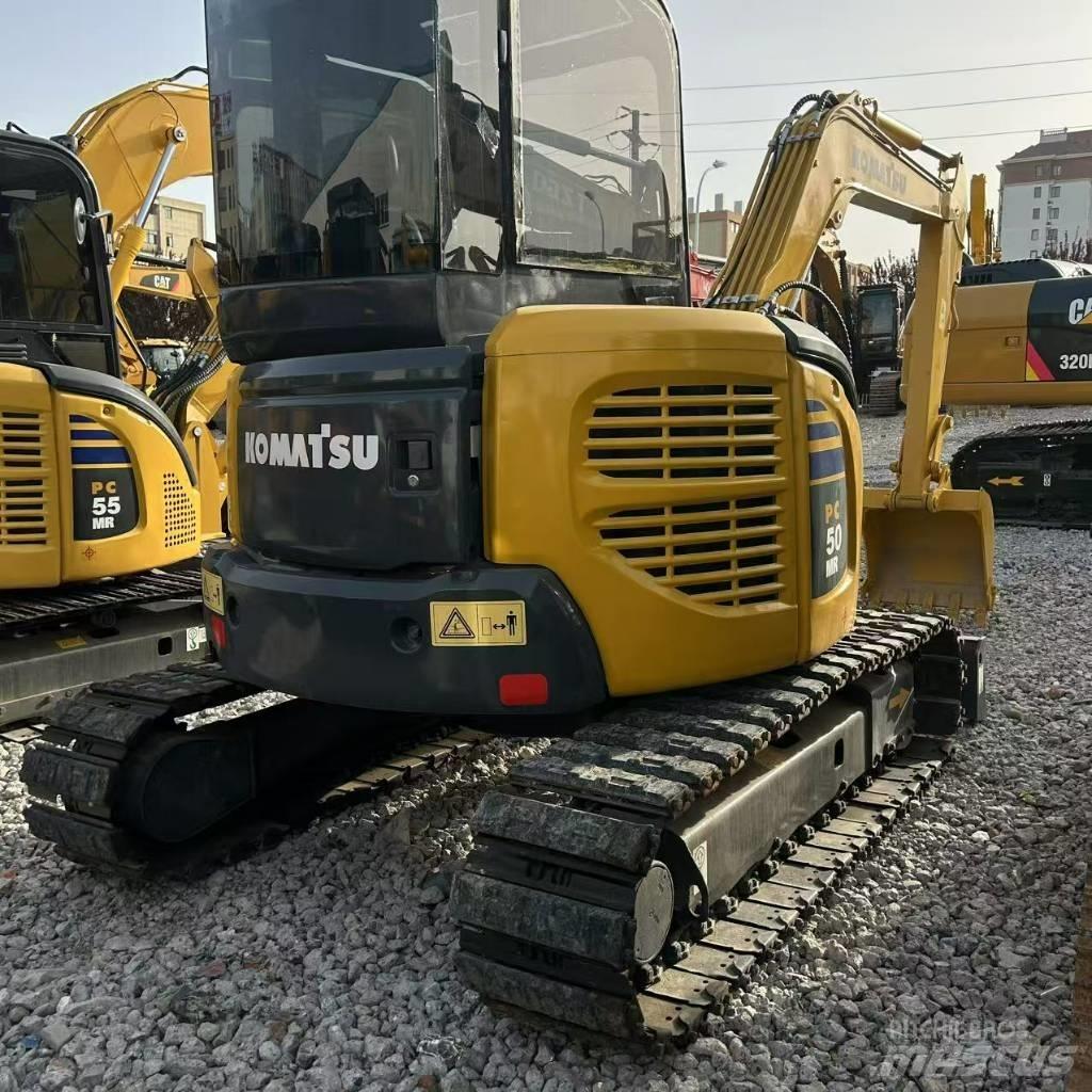 Komatsu 50-2 Vikšriniai ekskavatoriai