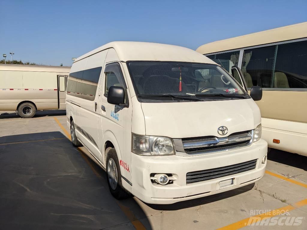 Toyota Hiace Tarpmiestiniai autobusai