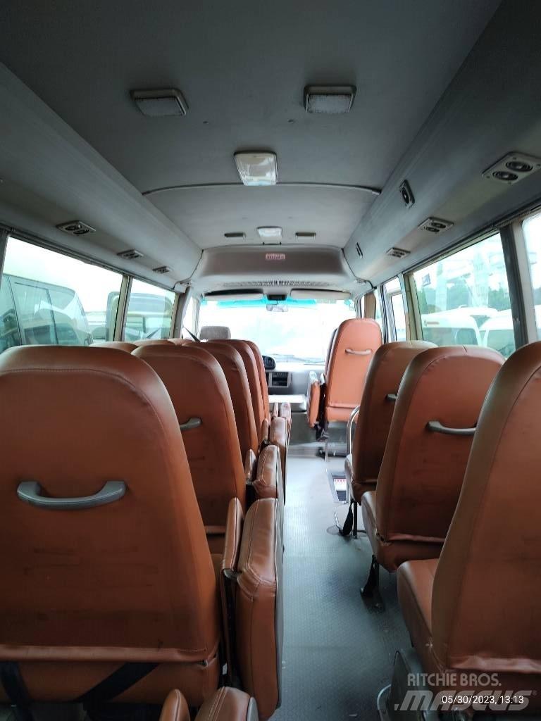 Toyota Coaster Bus Mikroautobusai