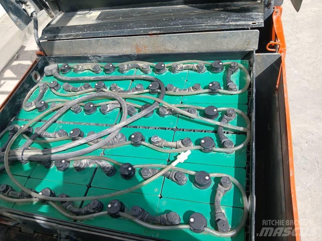 Toyota 7 FBEF 15 Elektriniai šakiniai krautuvai