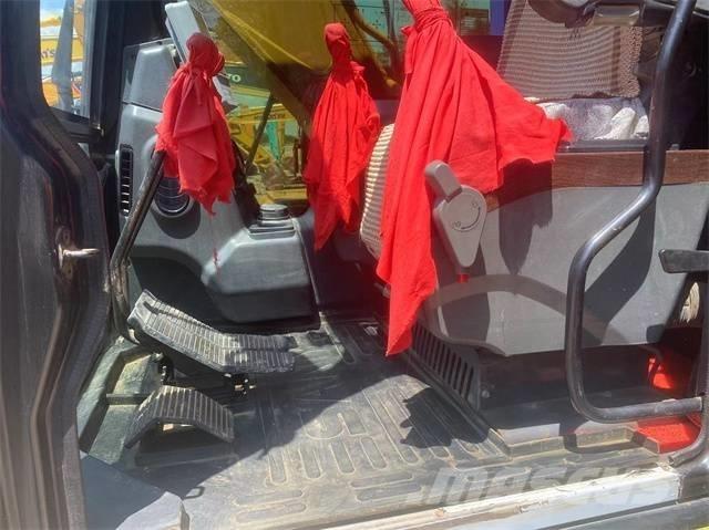 Sany SY215C Vikšriniai ekskavatoriai