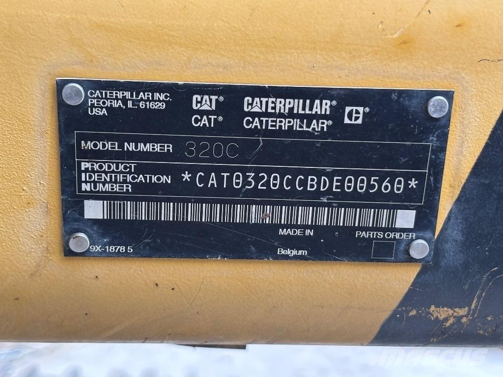 CAT 320 C L Vikšriniai ekskavatoriai