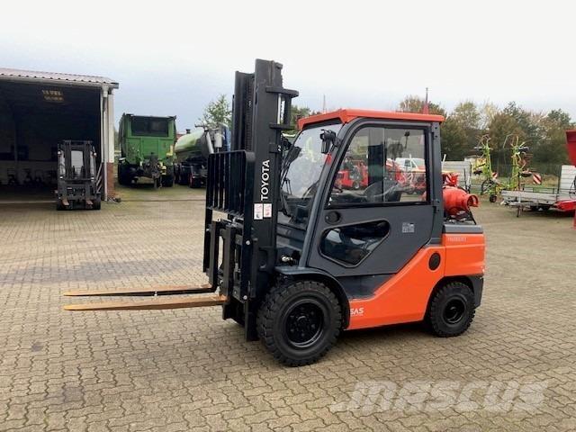 Toyota 02-8FGJF35 Žemės ūkis - Kita