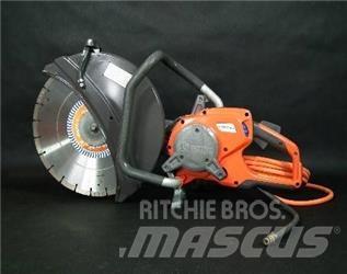 Husqvarna K6500 Statyba - Kita