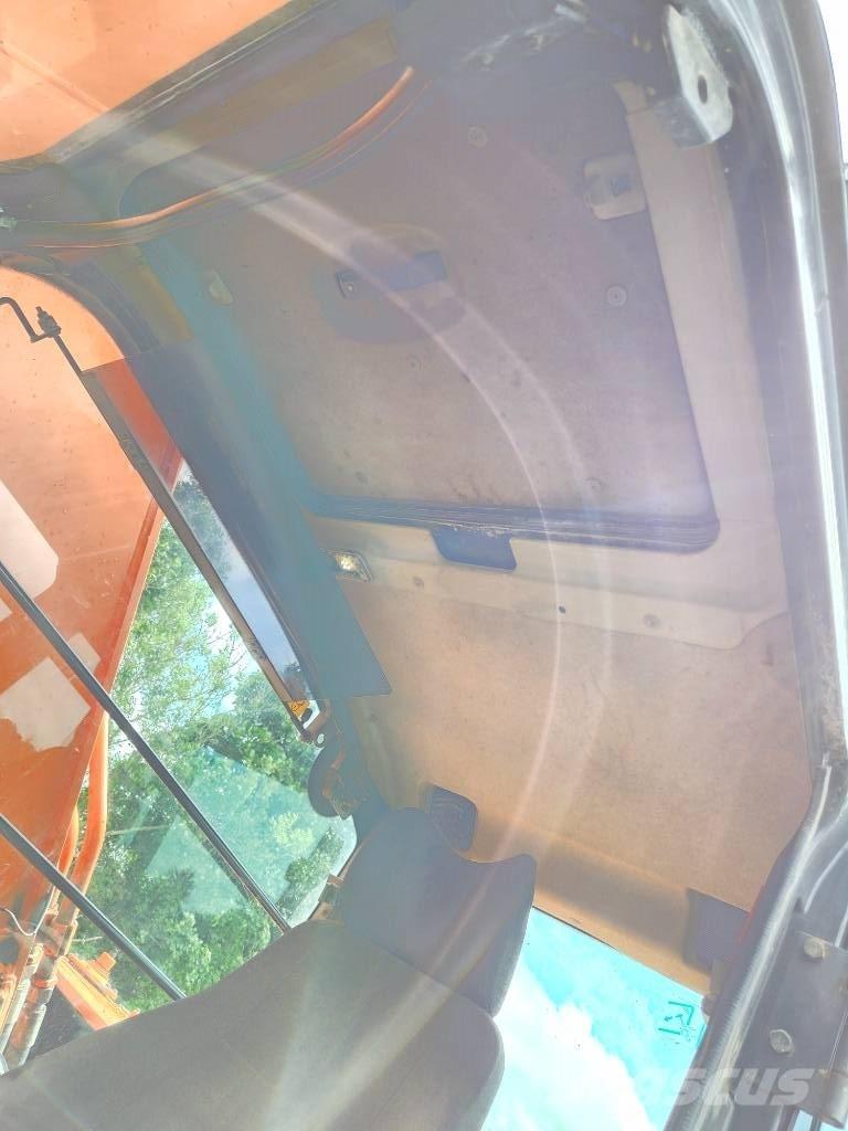 Hitachi ZX 330 LC-5 Vikšriniai ekskavatoriai