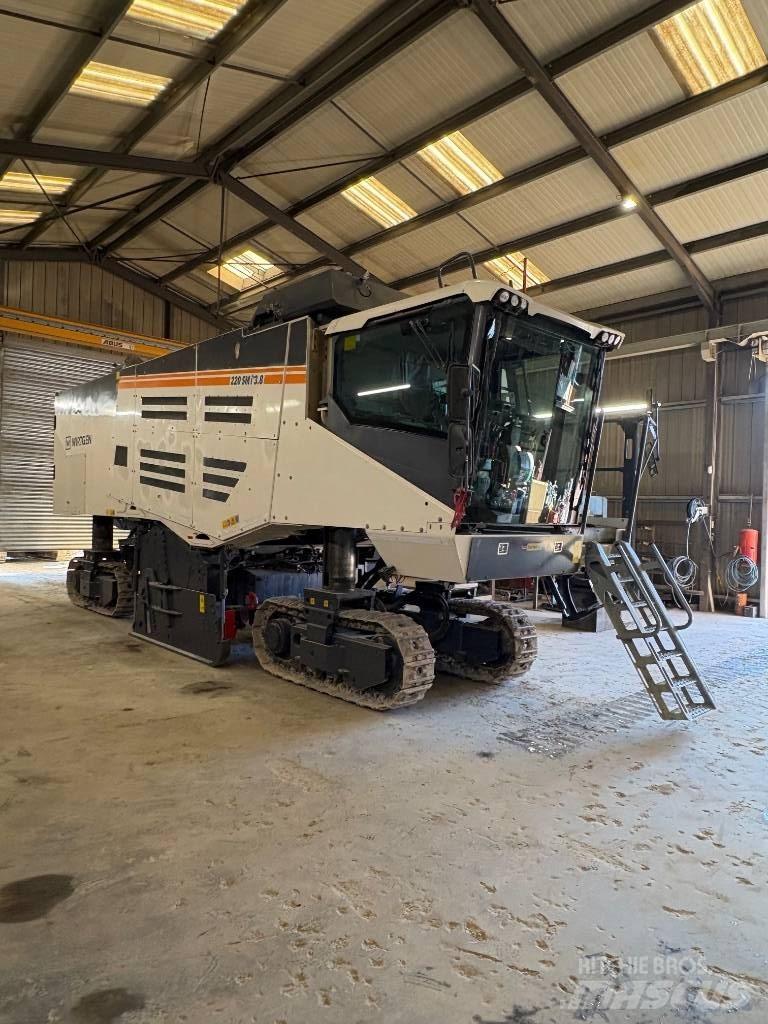 Wirtgen 220 SMI Statyba - Kita