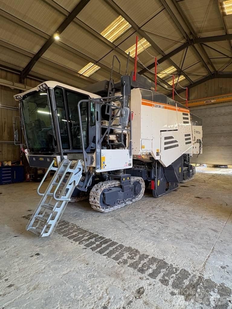 Wirtgen 220 SMI Statyba - Kita