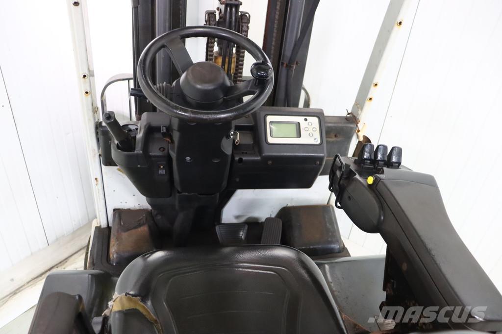 Nissan AG1N1L18Q Elektriniai šakiniai krautuvai