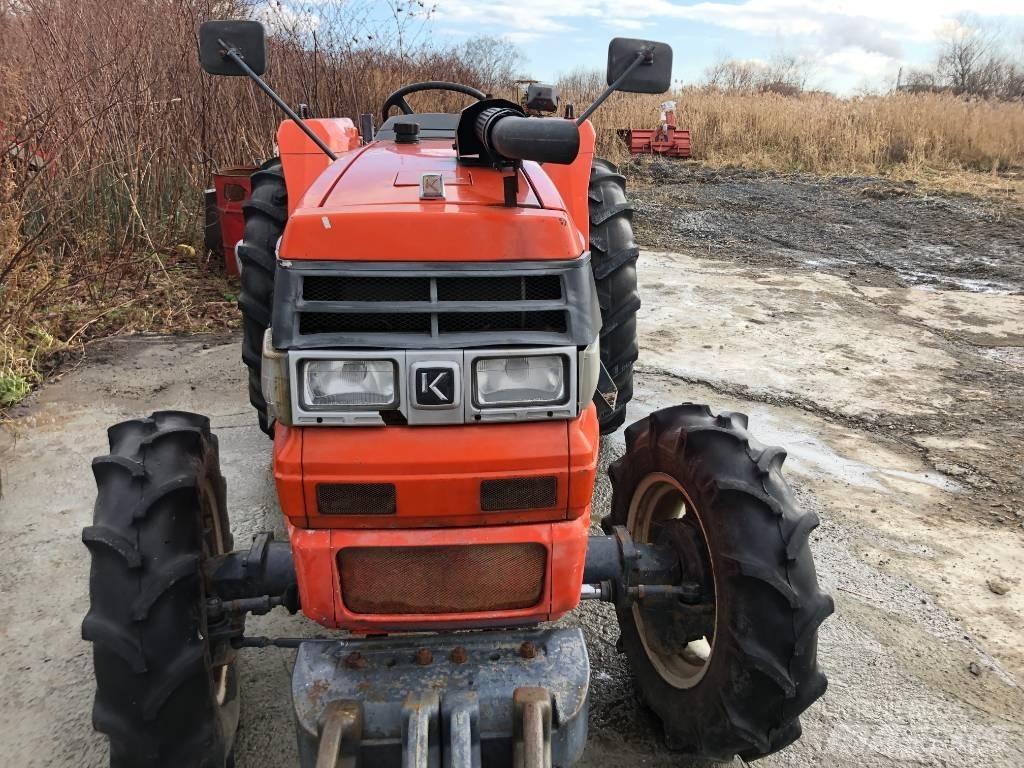 Kubota GL-46 Traktoriai