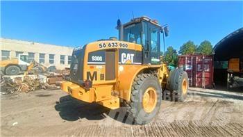 CAT 930 G Naudoti ratiniai krautuvai