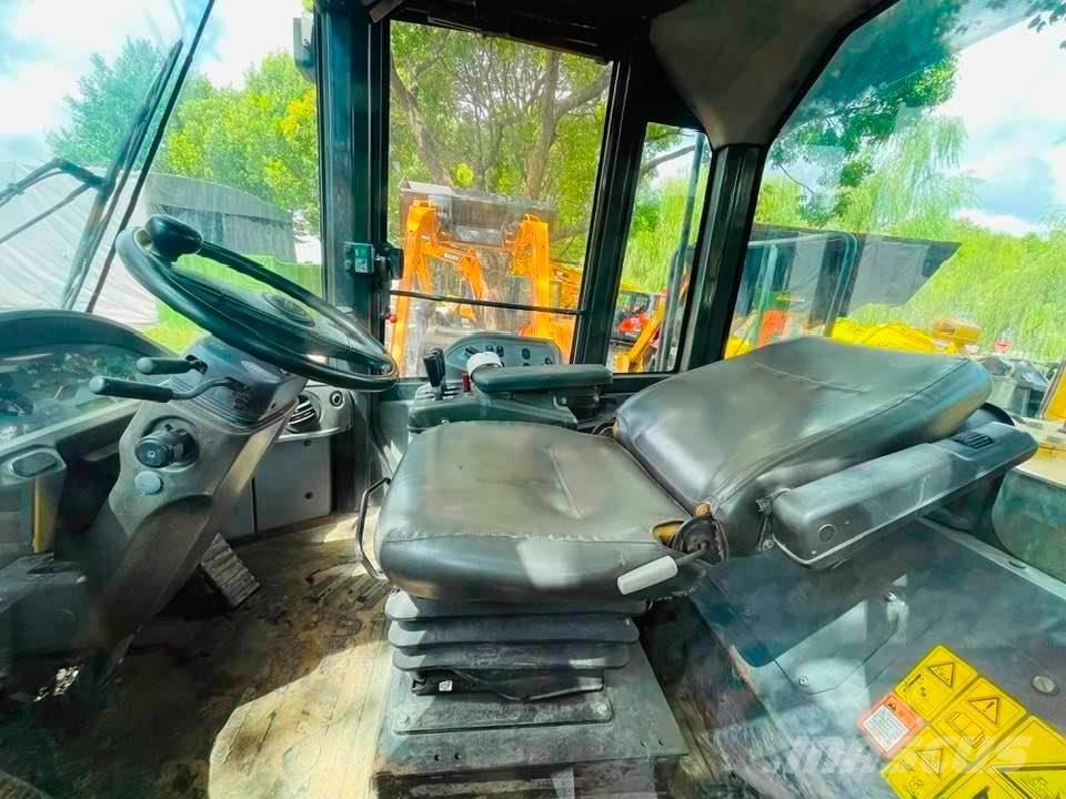Komatsu WA380-6 Naudoti ratiniai krautuvai