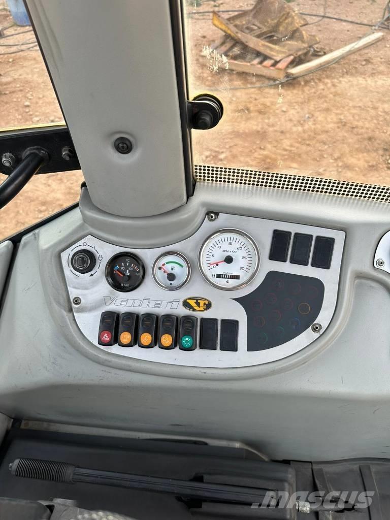  VF VENIERI 823E Ekskavatoriniai krautuvai