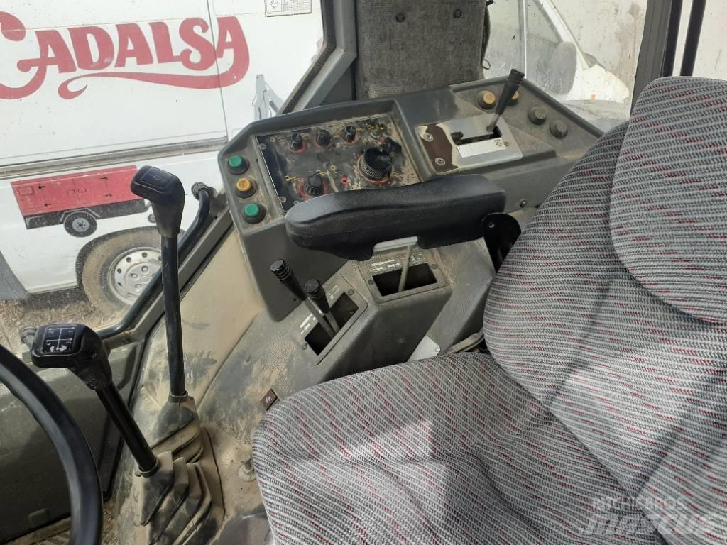 Massey Ferguson 3630 Traktoriai