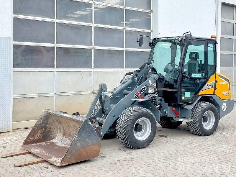 Giant G 3500 X-Tra Krautuvai su šoniniu pasukimu