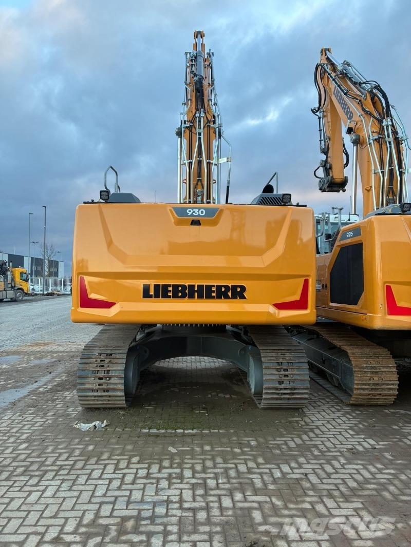 Liebherr R930 Vikšriniai ekskavatoriai