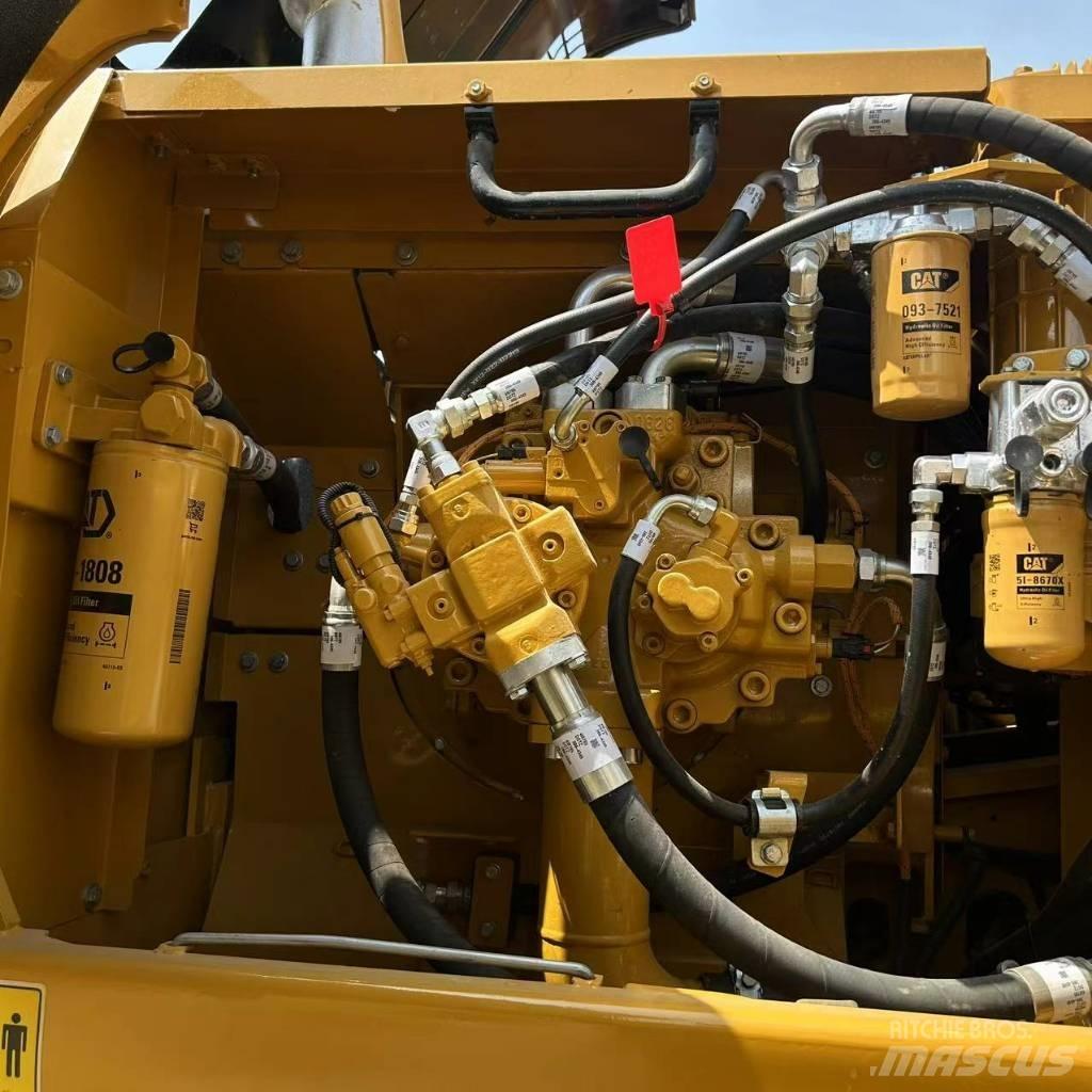CAT 336 D L Vikšriniai ekskavatoriai