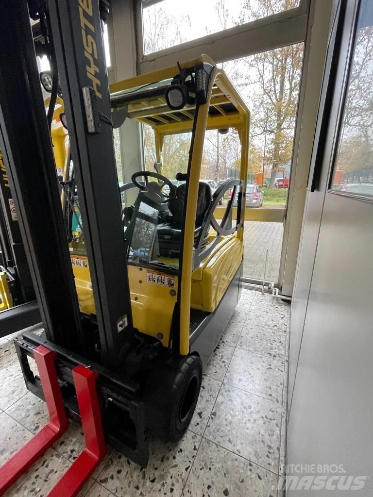 Hyster J 2.00 XNT Elektriniai šakiniai krautuvai