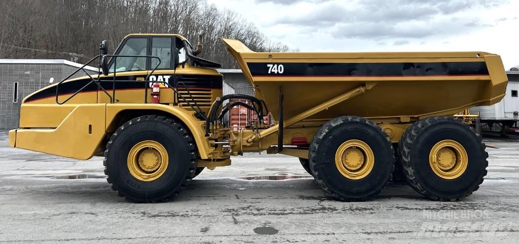 CAT 740 Karjeriniai savivarčiai