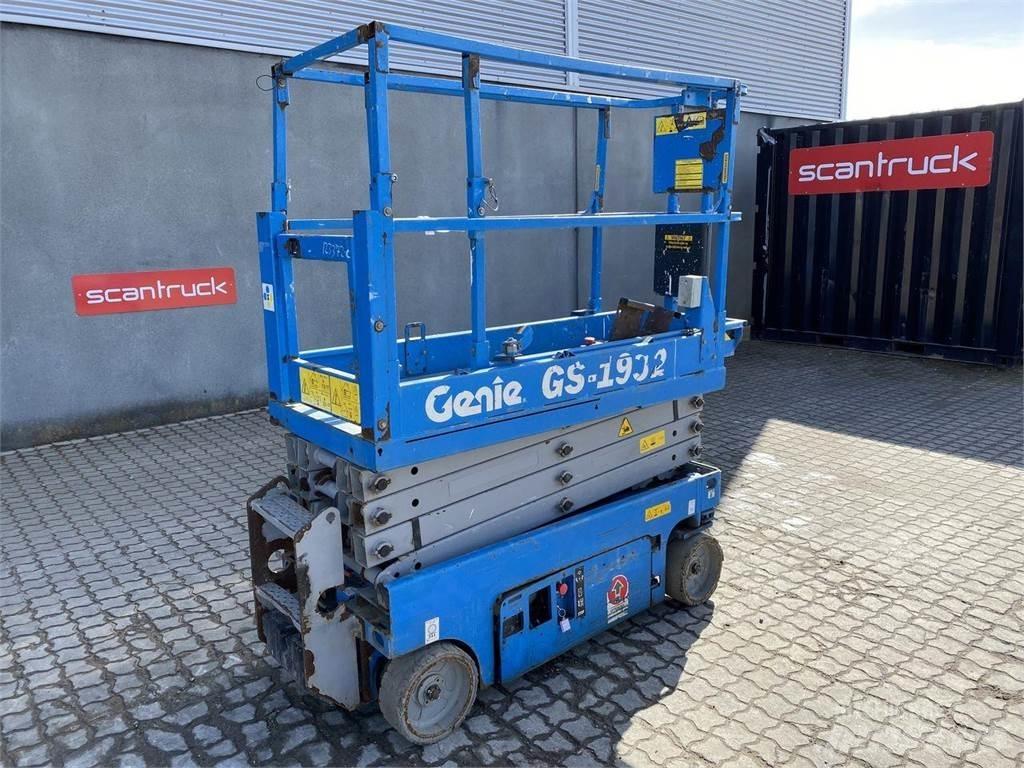 Genie GS1932 Žirkliniai keltuvai