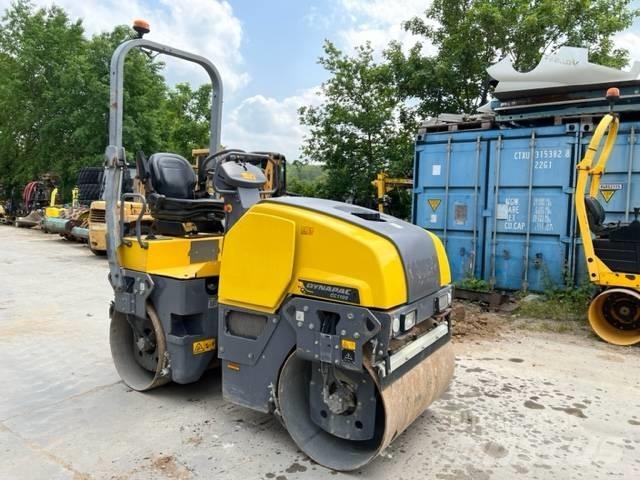 Dynapac CC 1100 Porinių būgnų volai