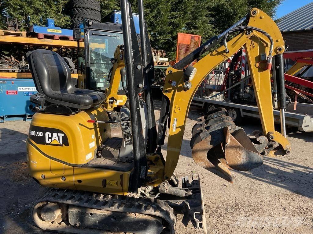 CAT 300.9 D Mini ekskavatoriai < 7 t