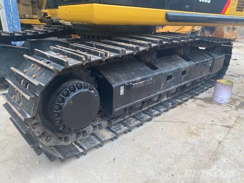 CAT 336 D Vikšriniai ekskavatoriai