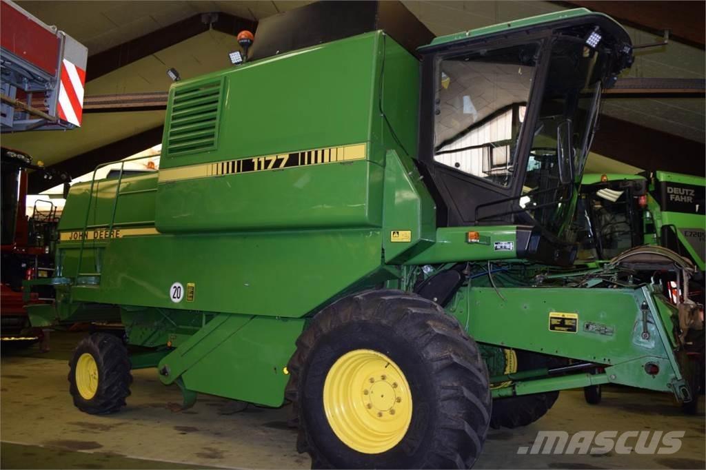 John Deere 1177 Derliaus nuėmimo kombainai