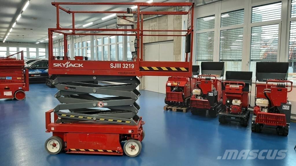 SkyJack SJIII 3219 Žirkliniai keltuvai
