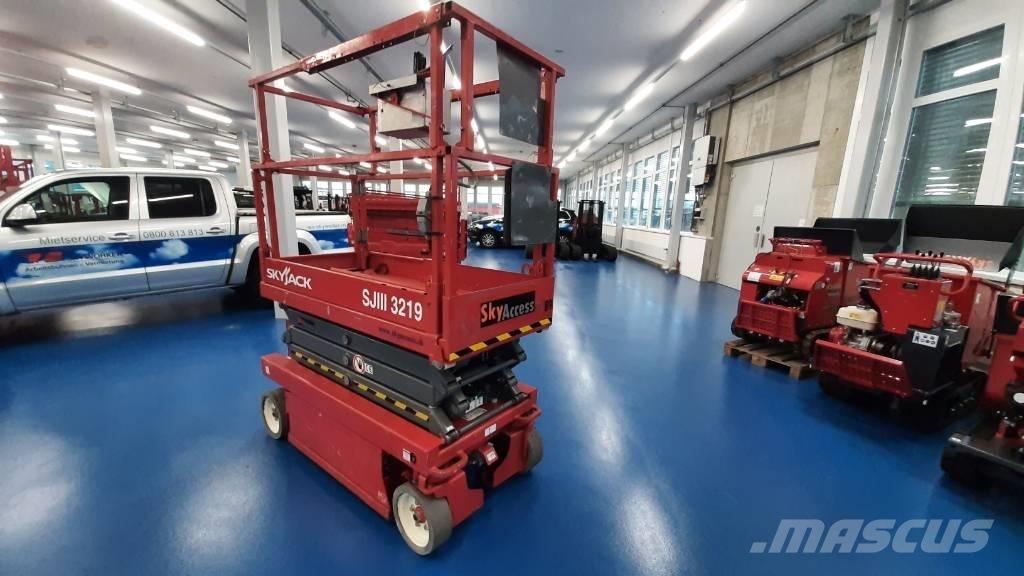 SkyJack SJIII 3219 Žirkliniai keltuvai