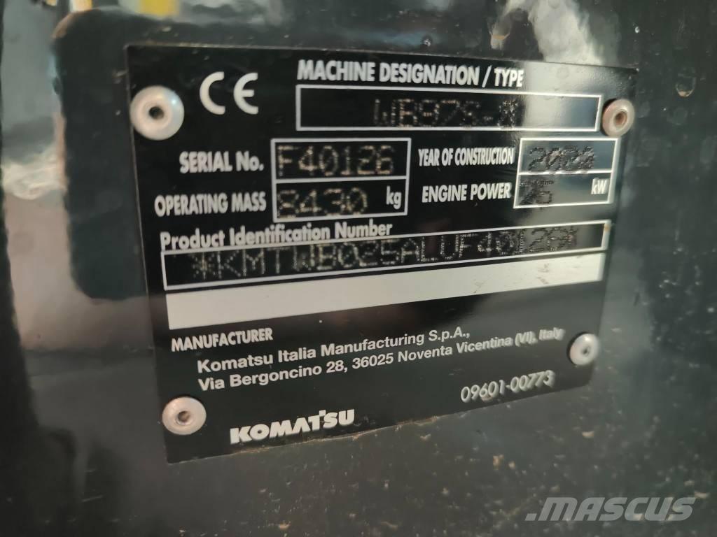Komatsu WB 97 S-8 Ekskavatoriniai krautuvai