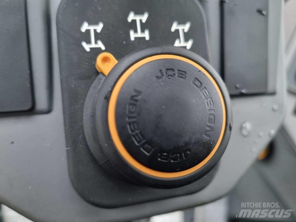 JCB Hydradig 110W Ratiniai ekskavatoriai