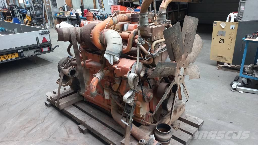 Cummins KTA19-C Varikliai