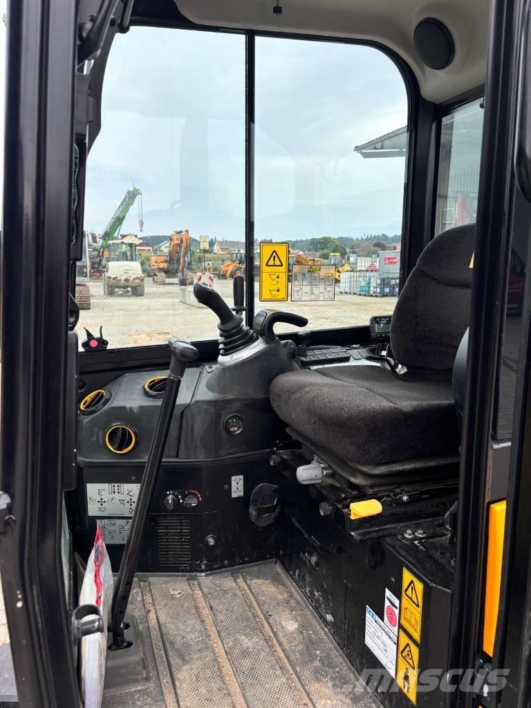JCB 19 C-1 Mini ekskavatoriai < 7 t