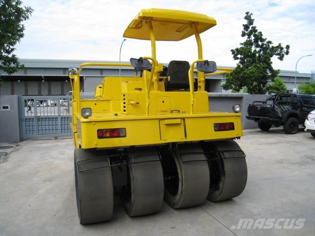 Sakai TZ 701 Pneumo volai