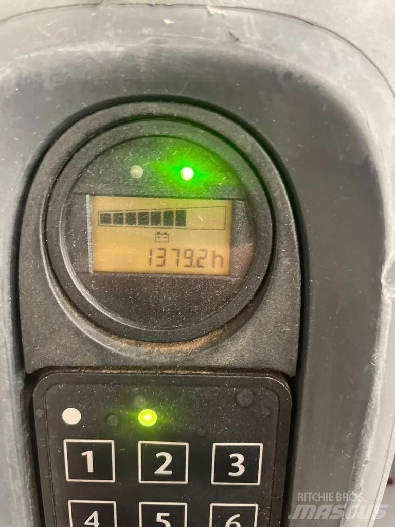 Linde T18 Mažų aukščių keltuvai