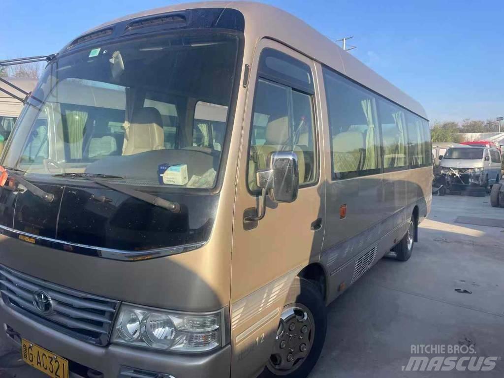 Toyota Coaster Tarpmiestiniai autobusai