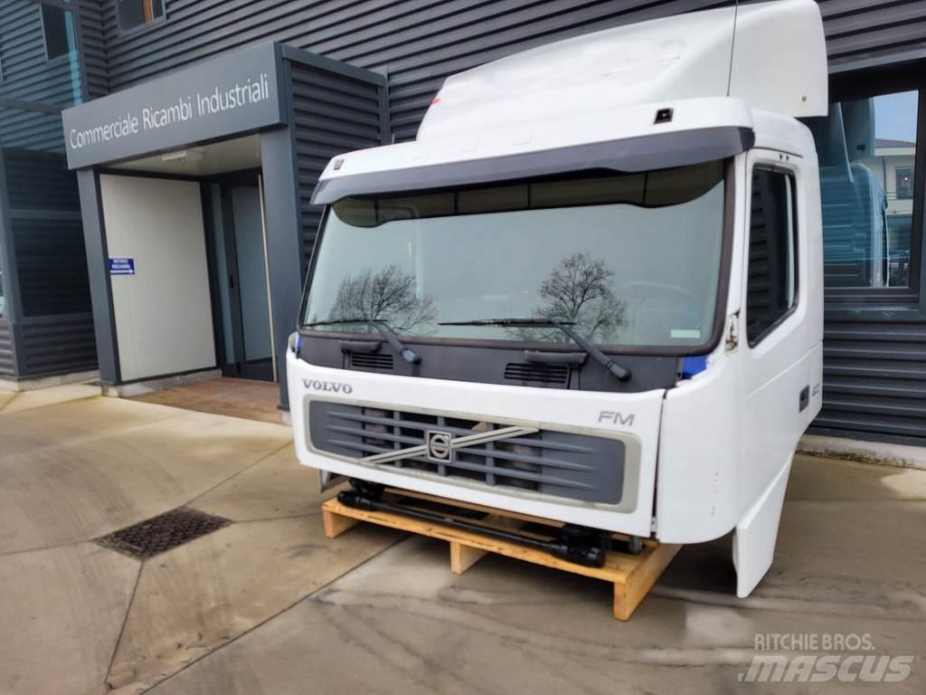 Volvo FL Kabinos ir salonai