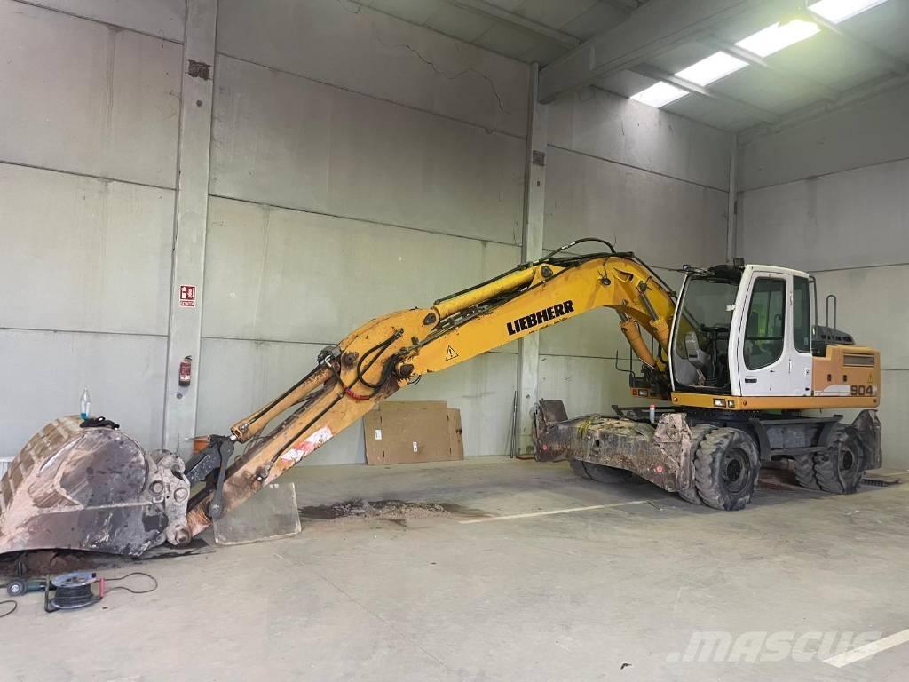 Liebherr A 904 C Ratiniai ekskavatoriai